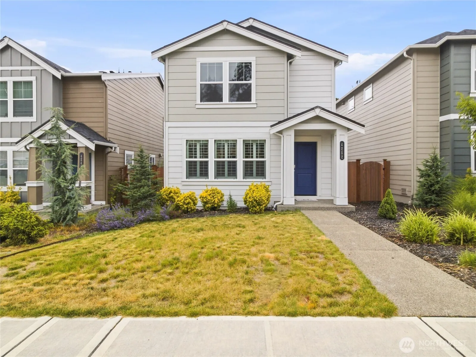 Property photo for 4252 Savannah Loop Ne, Olympia