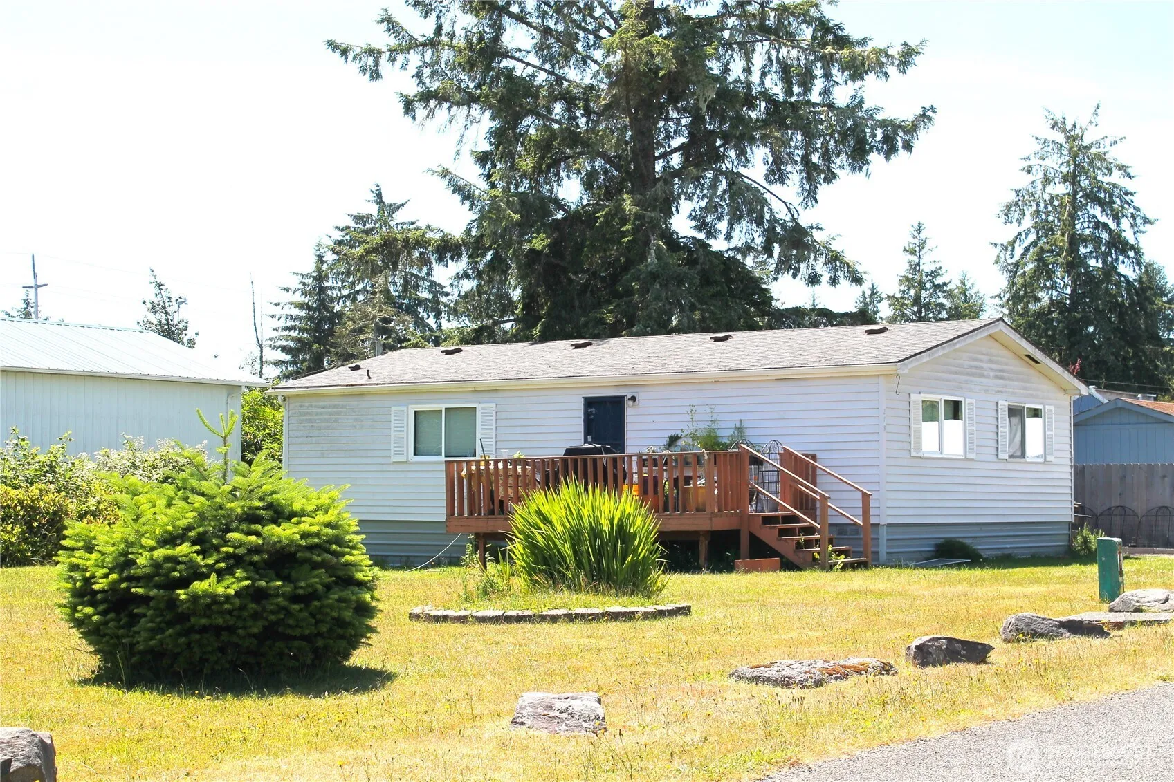 Property photo for 279 W Oregon Avenue, Westport