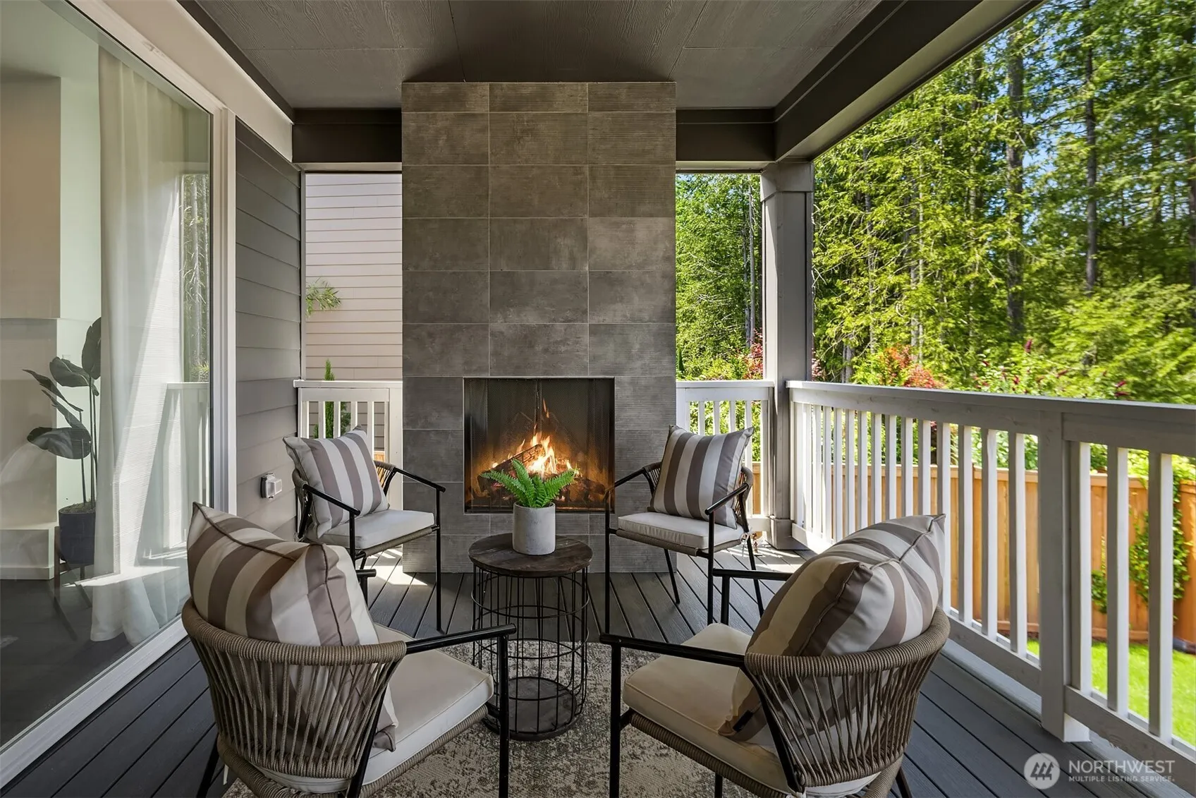 Property photo for 4912 Amherst Way Sw, Port Orchard photo 5