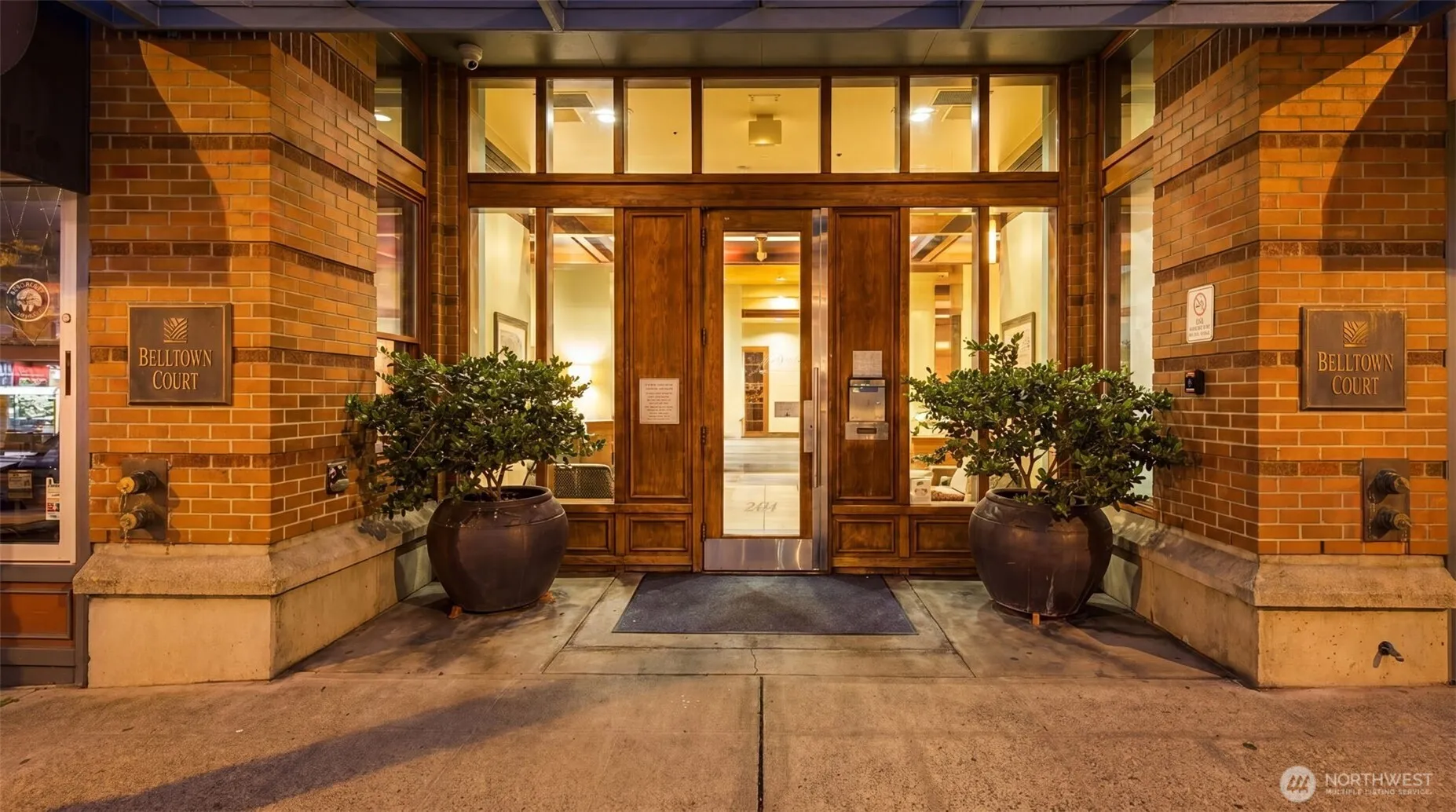 Property photo for 2414 1st Avenue #702, Seattle