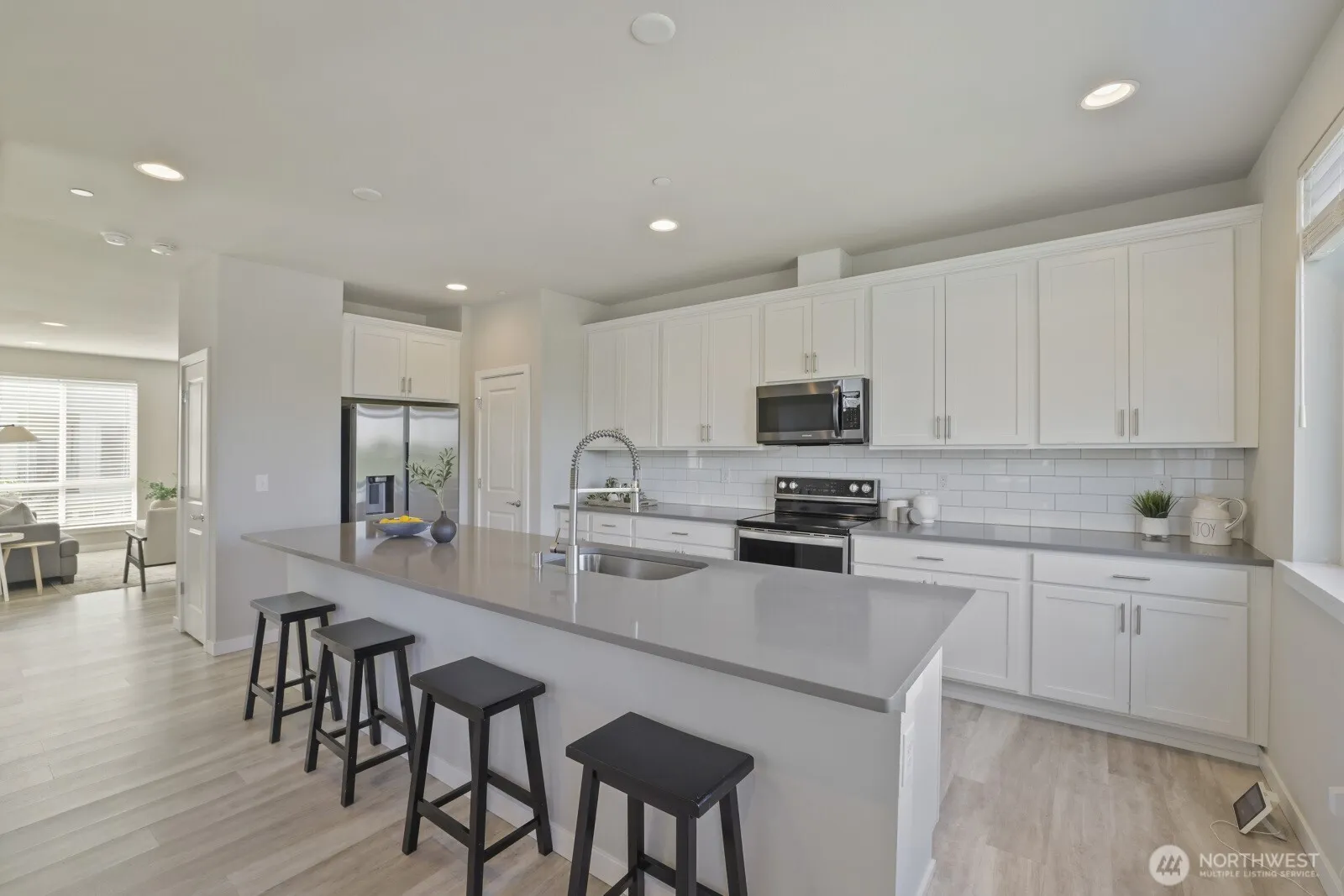Property photo for 14715 Admiralty Way #b7, Lynnwood photo 5