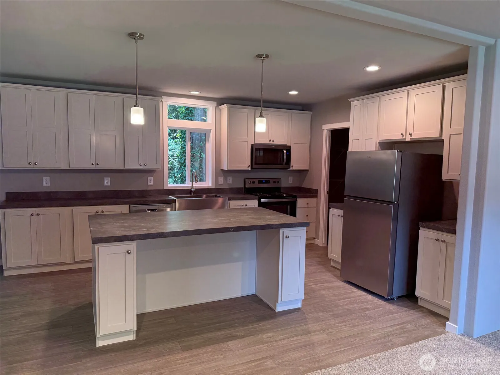 Property photo for 1118 Brentwood Drive, Bremerton photo 5