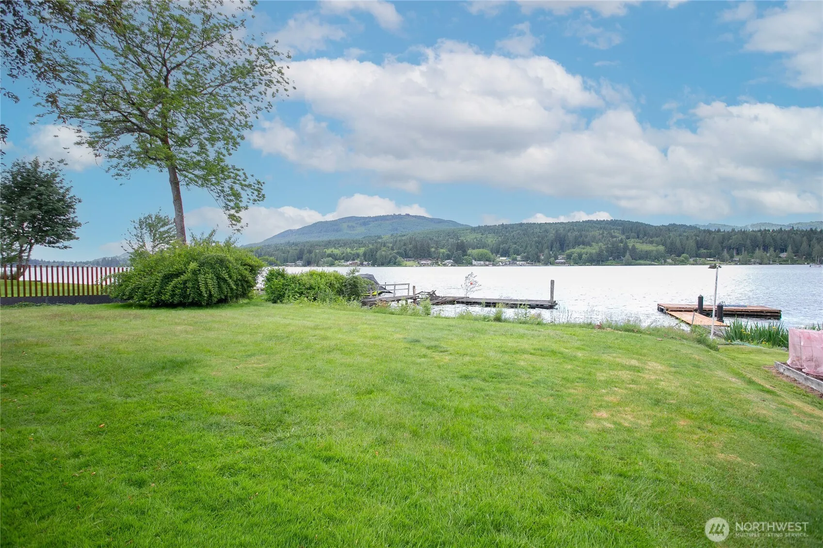 Property photo for 859 E Lake Samish Road, Bellingham photo 2