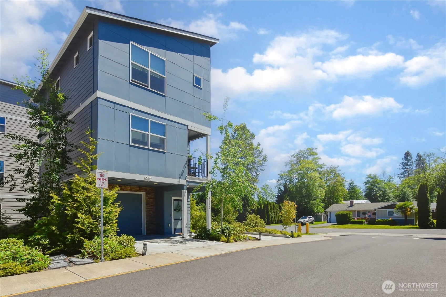 Property photo for 14229 9th Place W, Lynnwood photo 3