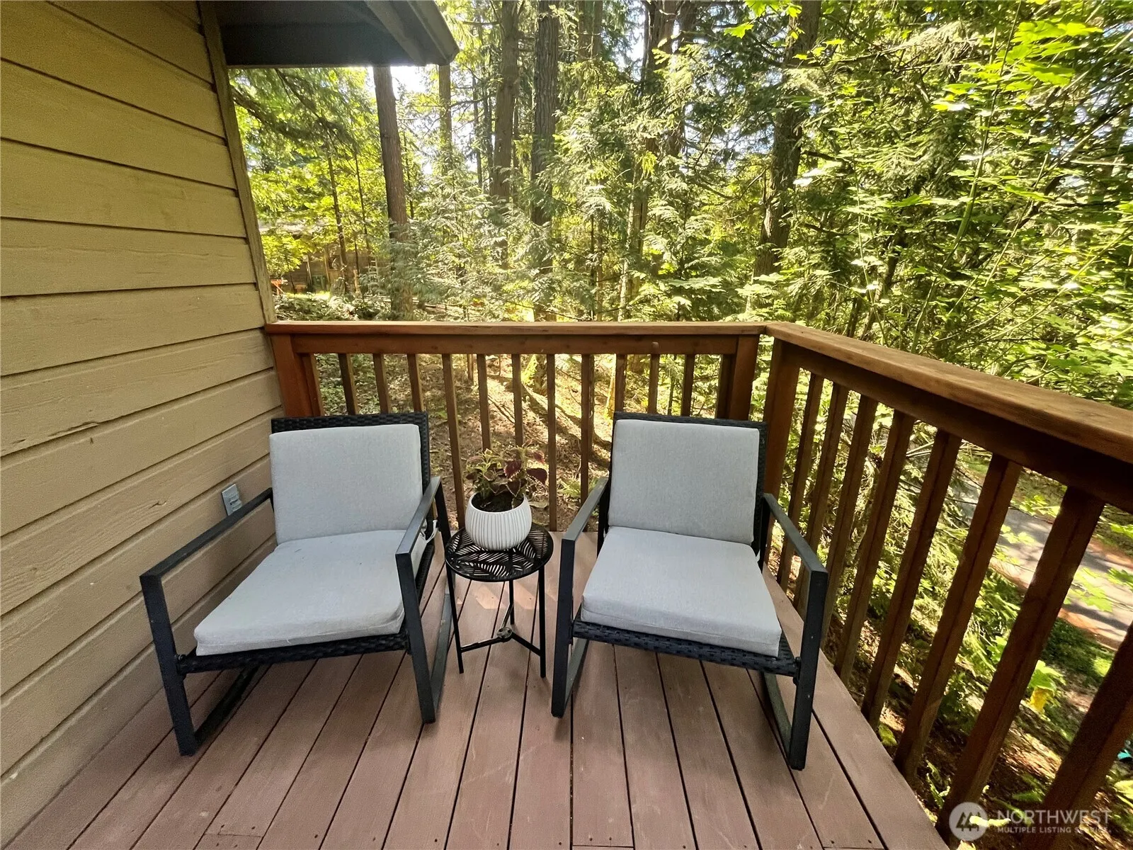 Property photo for 17 Basin View Circle, Bellingham photo 4
