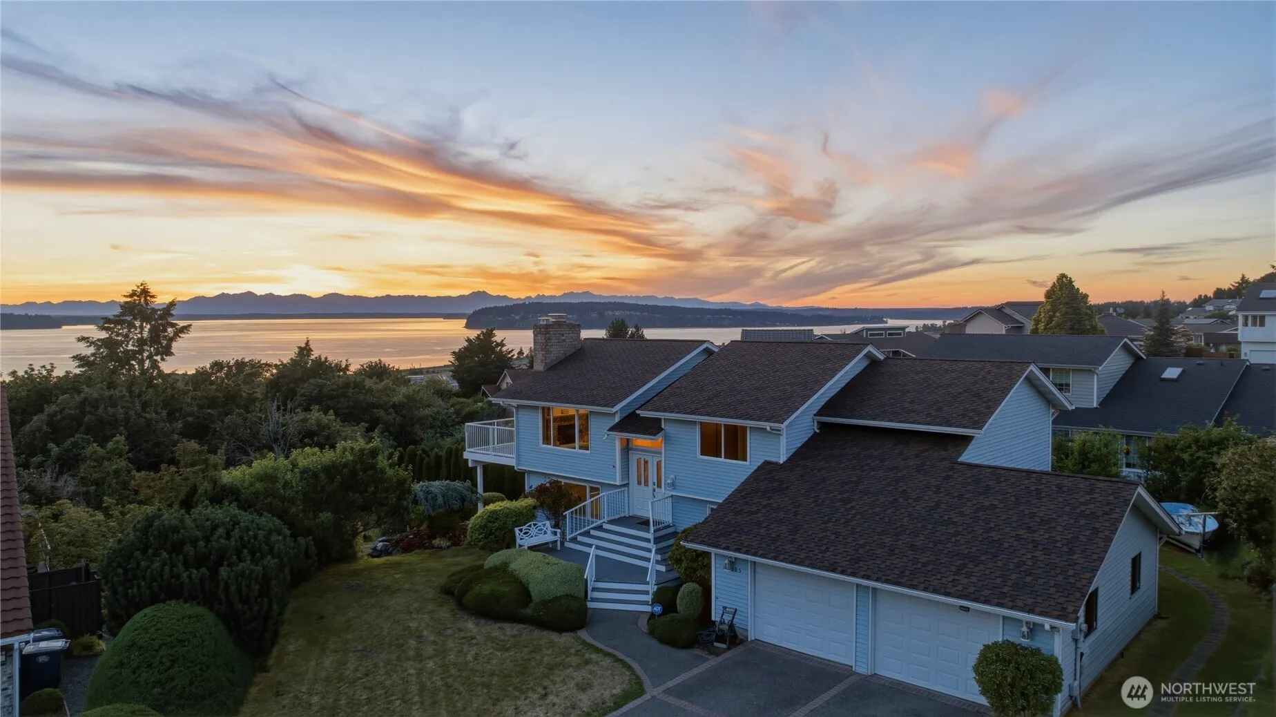 Property photo for 10005 77th Street Sw, Lakewood