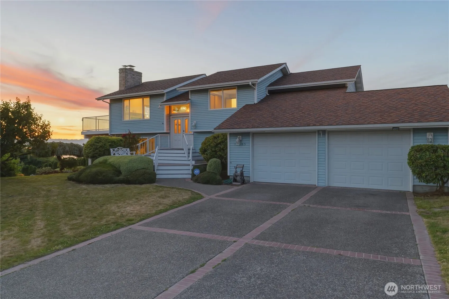 Property photo for 10005 77th Street Sw, Lakewood photo 3