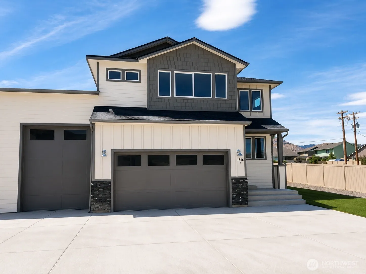 Property photo for 1716 Danny Boy Lane #a, Wenatchee