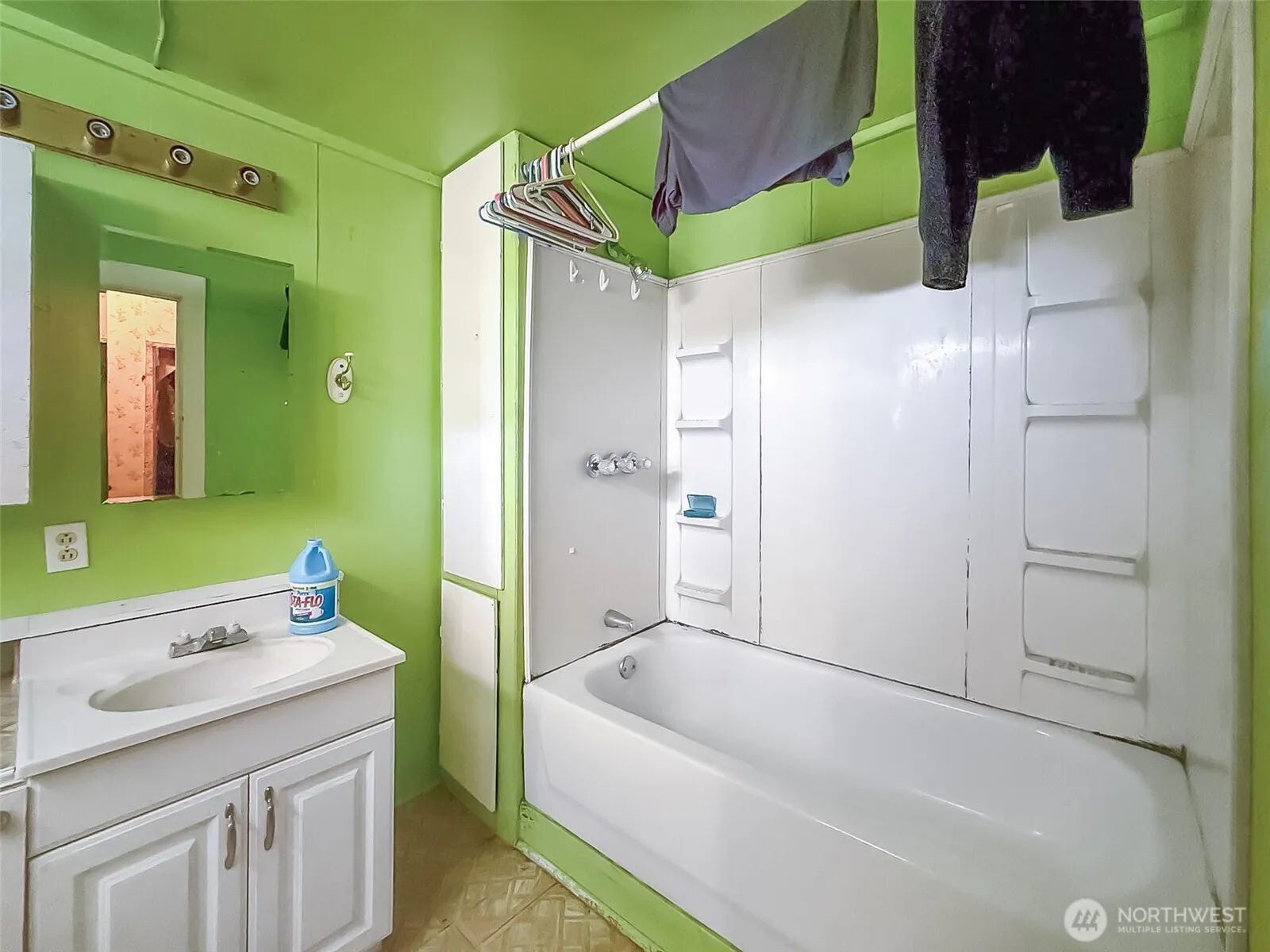 Property photo for 809 E Morton Street, Tacoma photo 5