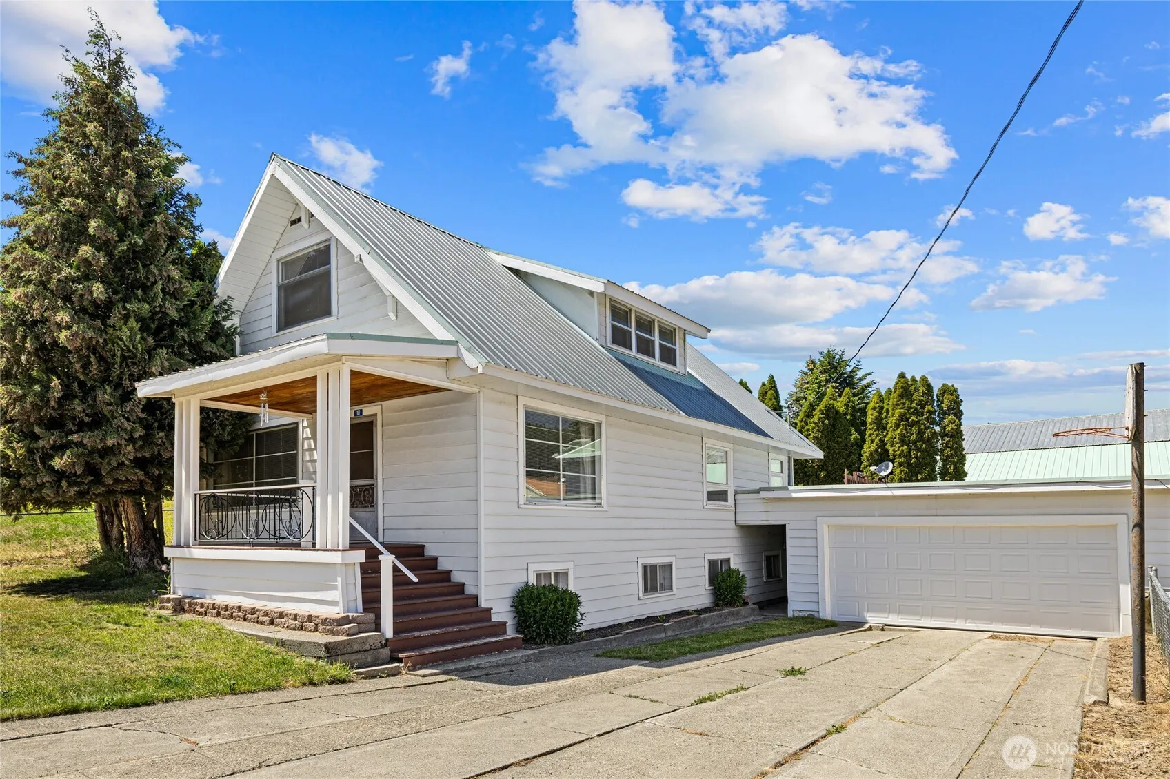 Property photo for 107 W Montana Avenue, Roslyn