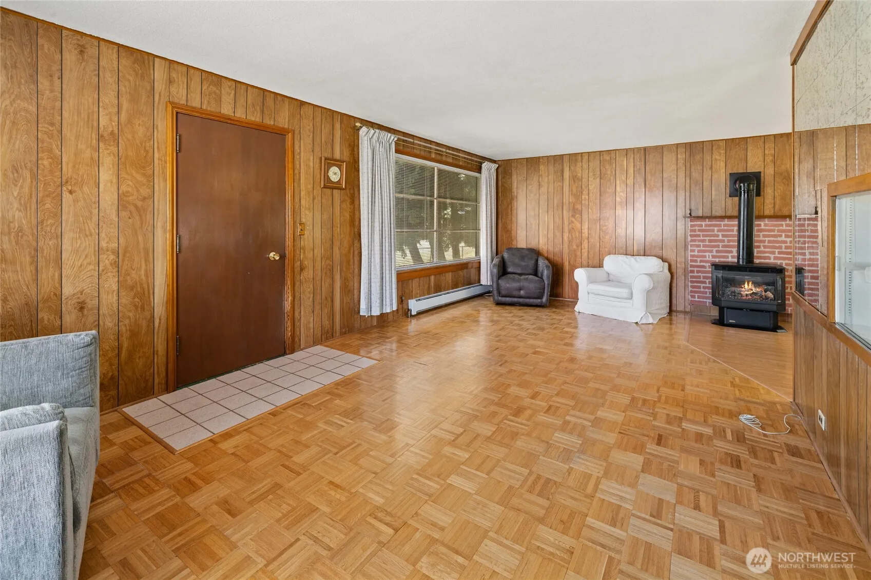 Property photo for 107 W Montana Avenue, Roslyn photo 4