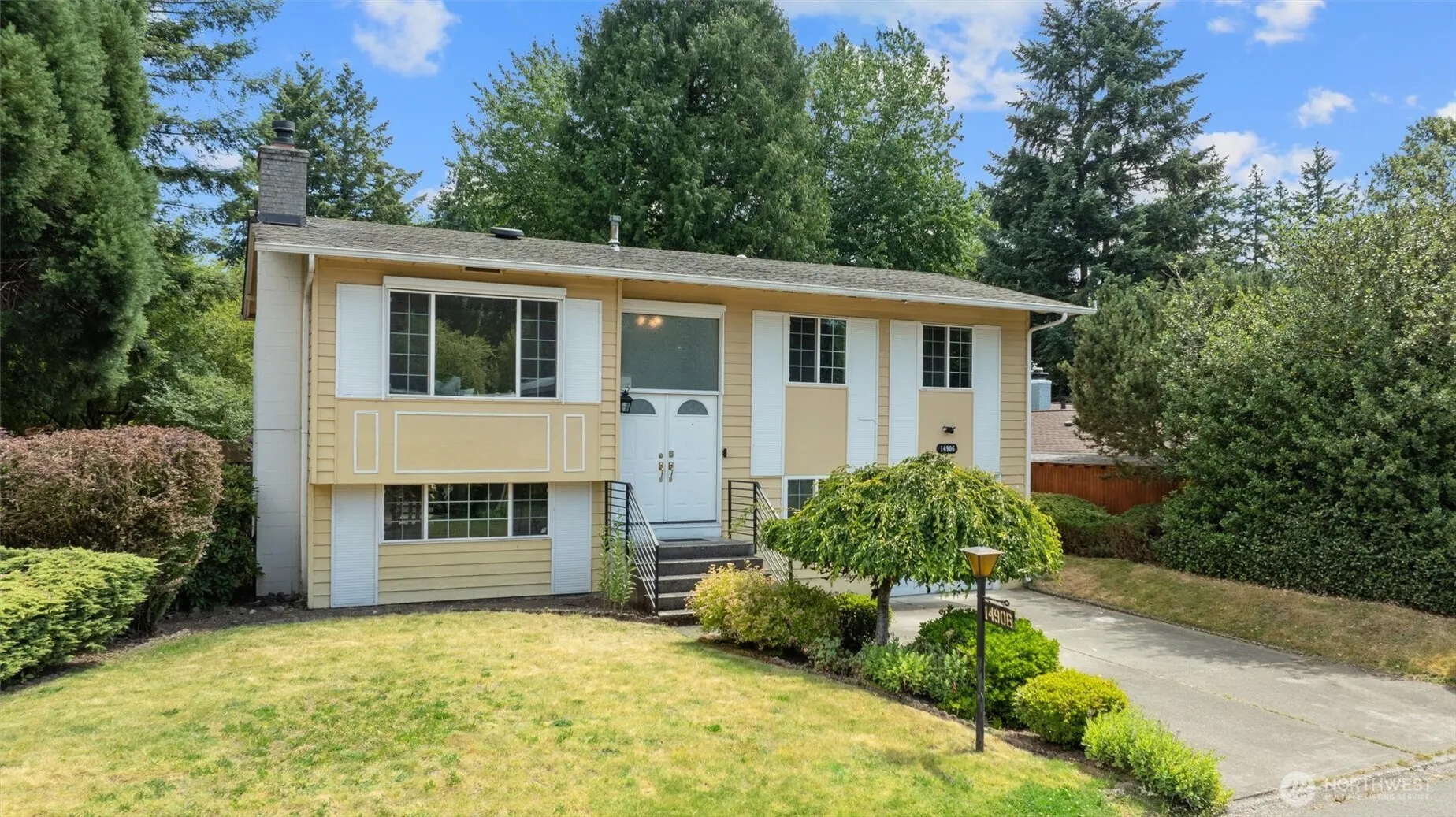 Property photo for 14906 110th Avenue Ne, Bothell