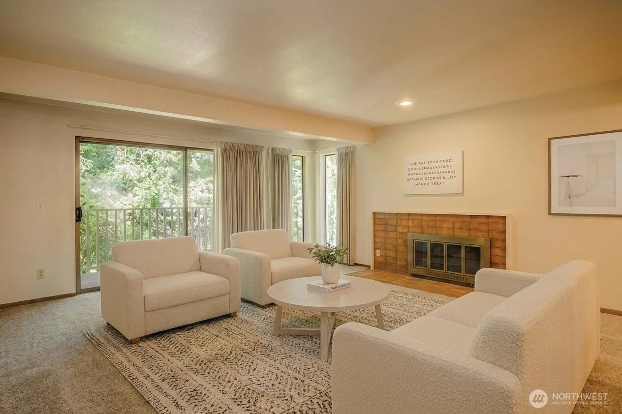 Property photo for 3921 108th Avenue Ne #201a, Bellevue photo 5