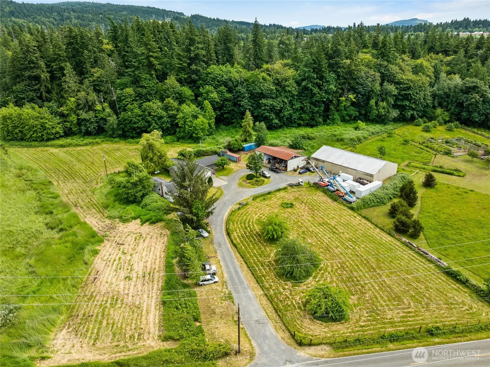 Property photo for 4250 Dewey Road, Bellingham photo 3