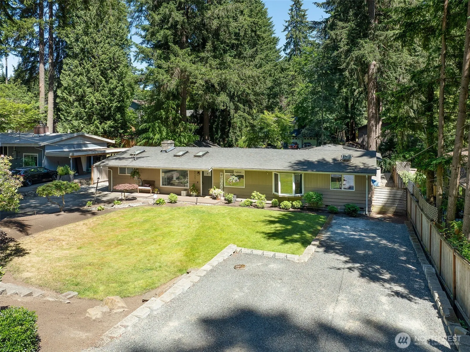 Property photo for 20209 83rd Avenue W, Edmonds photo 4