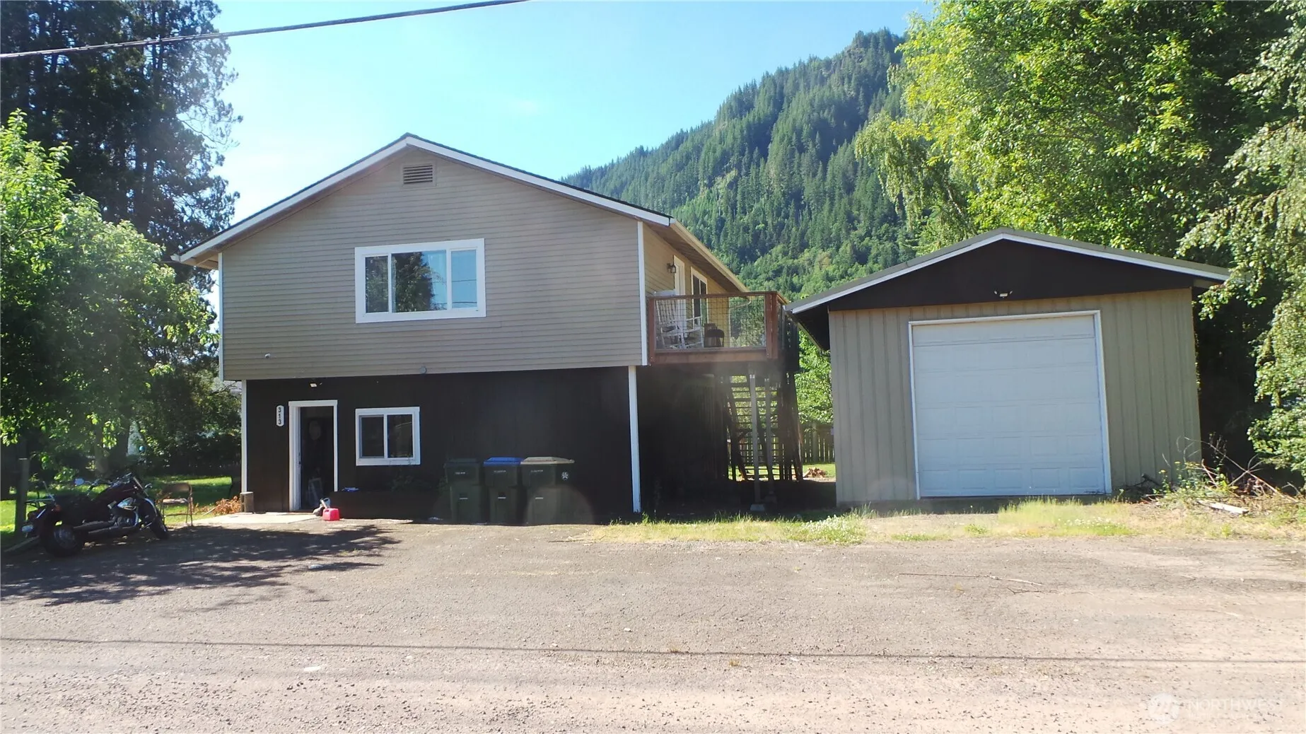 Property photo for 313 Cottlers Lane, Morton