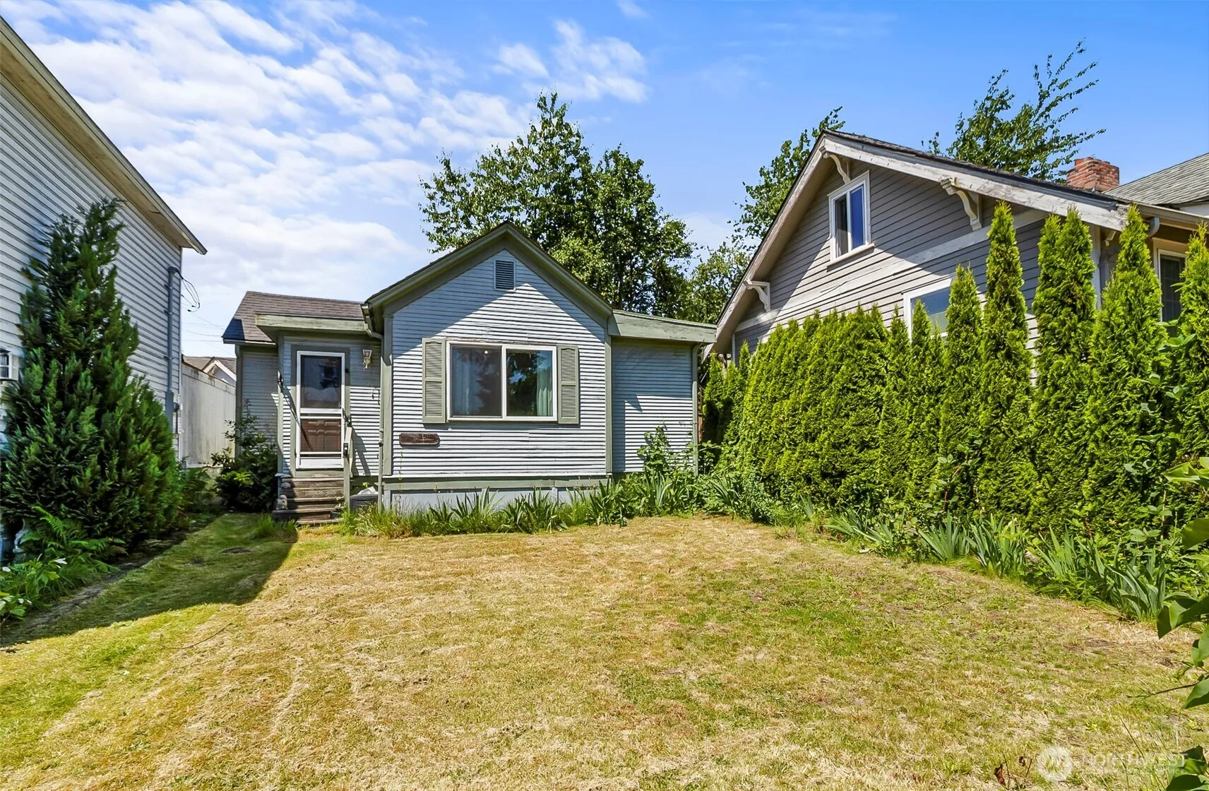 Property photo for 2512 Cedar Street, Everett