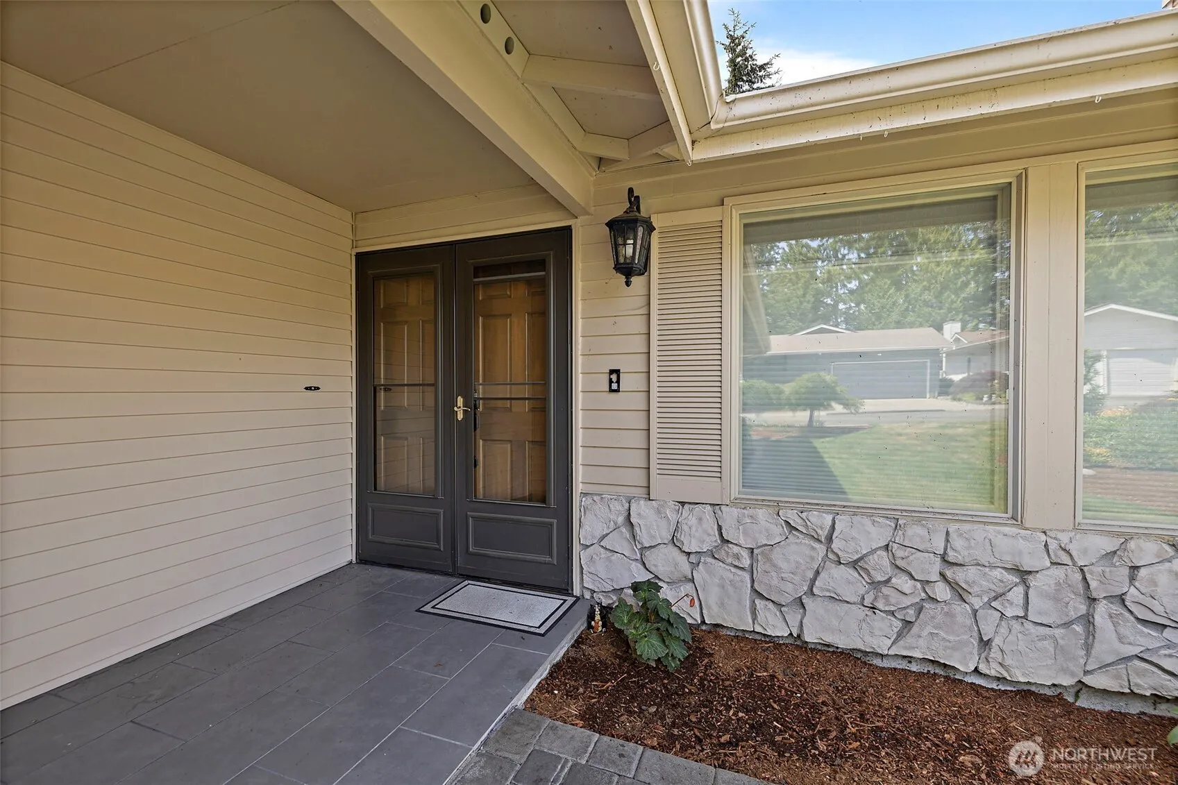 Property photo for 24833 13th Avenue S, Des Moines photo 4