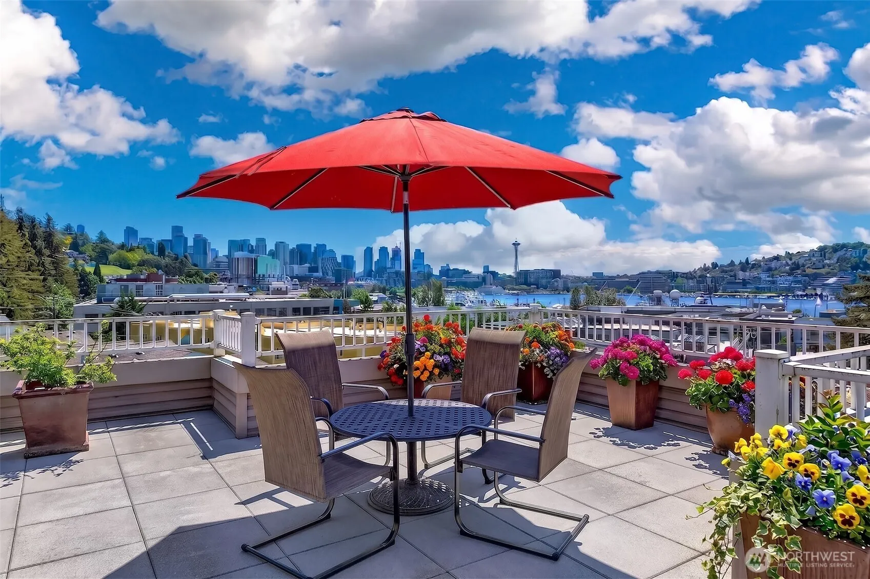 Property photo for 1906 Franklin Place E #201, Seattle photo 2