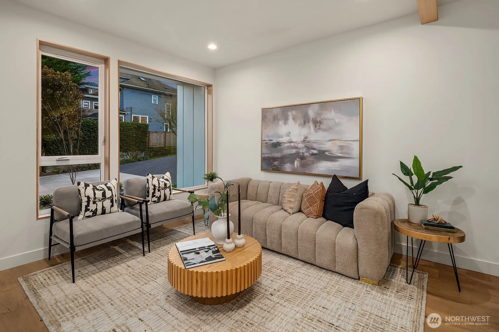 Property photo for 1806 E Mercer Street, Seattle photo 4