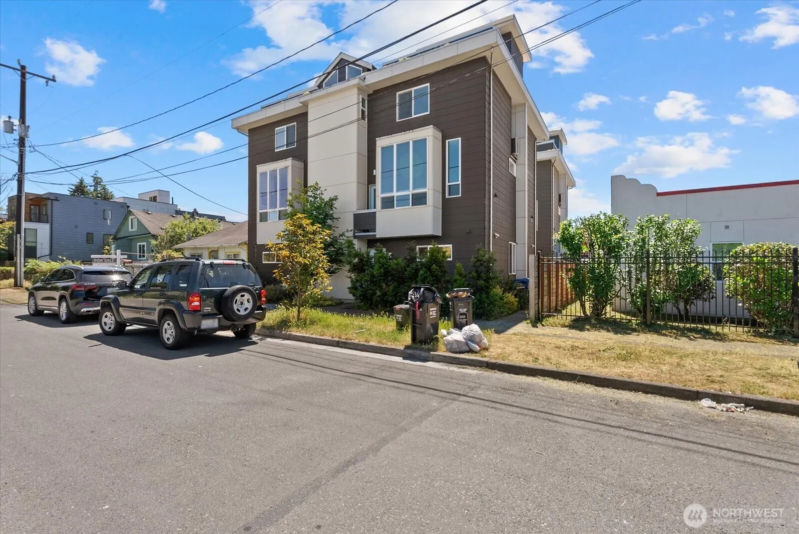 Property photo for 513 S Sullivan Street, Seattle