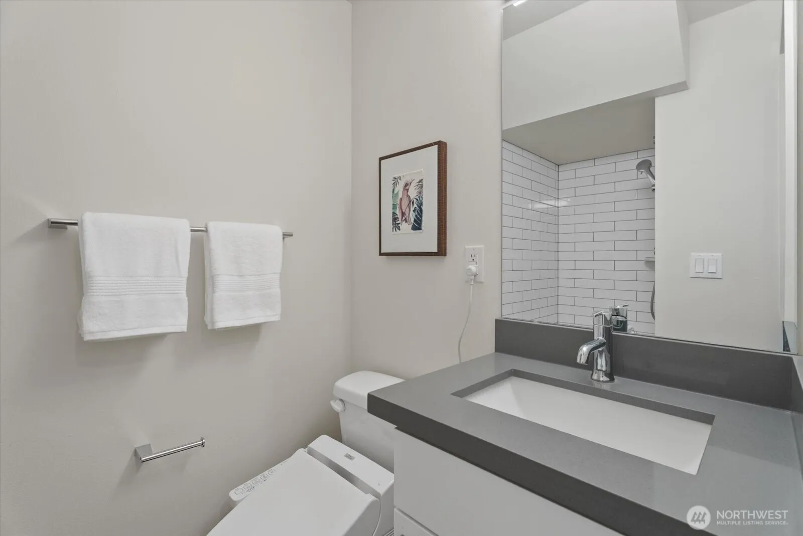 Property photo for 513 S Sullivan Street, Seattle photo 5