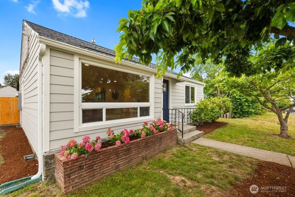 Property photo for 7843 Yakima Avenue, Tacoma photo 5