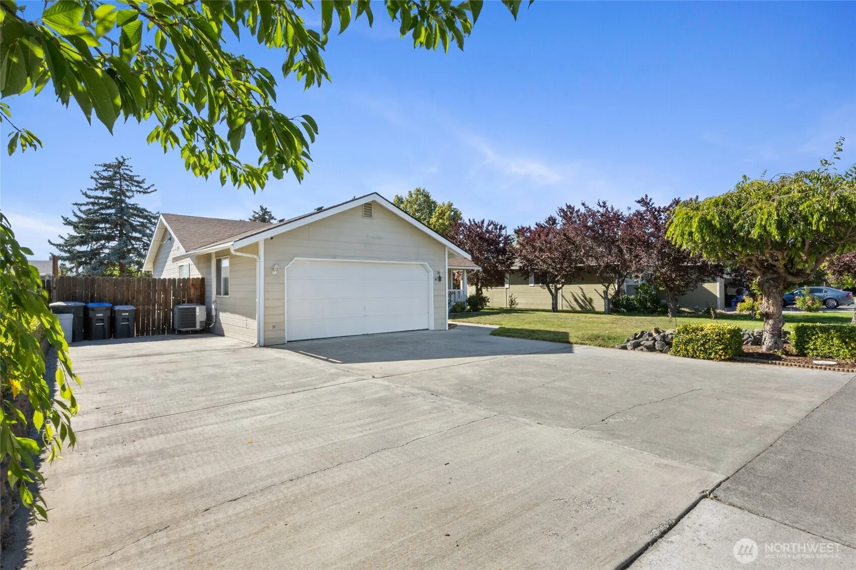 Property photo for 2214 S Belair Drive, Moses Lake photo 2
