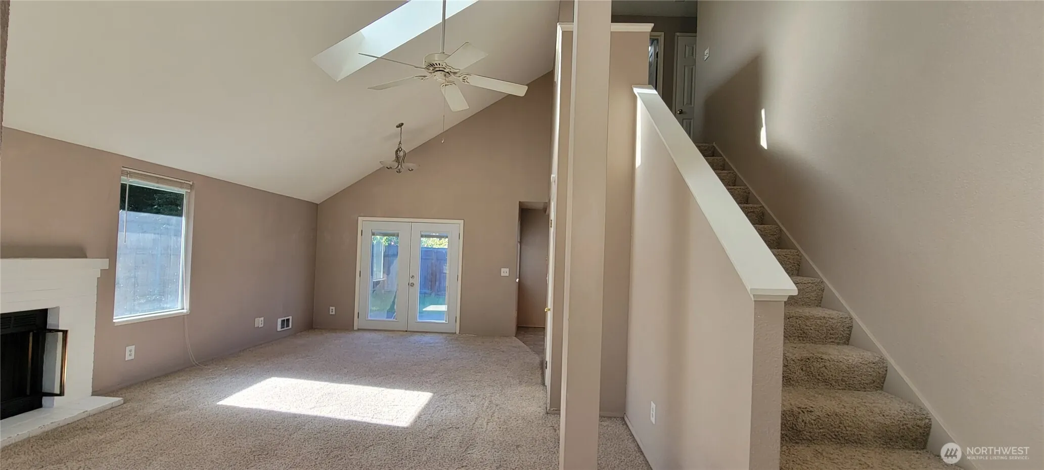 Property photo for 31605 8th Place Sw, Federal Way photo 4
