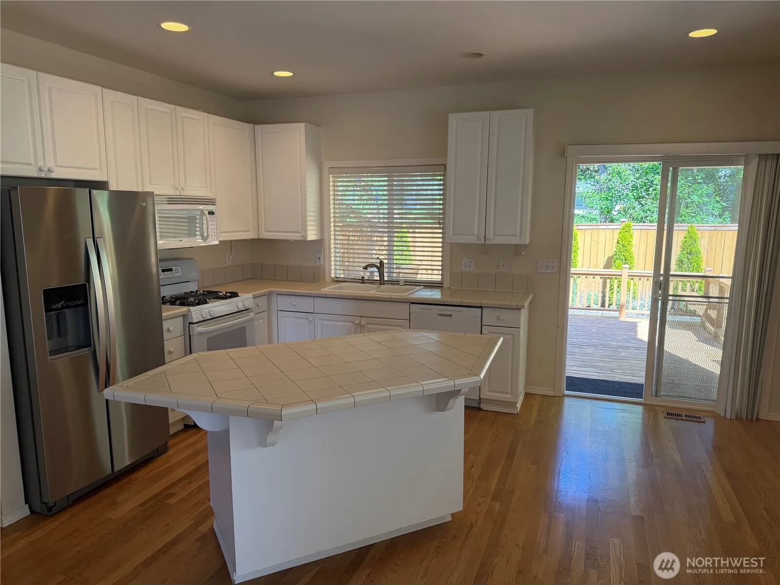 Property photo for 4604 160 Place Sw, Lynnwood photo 5