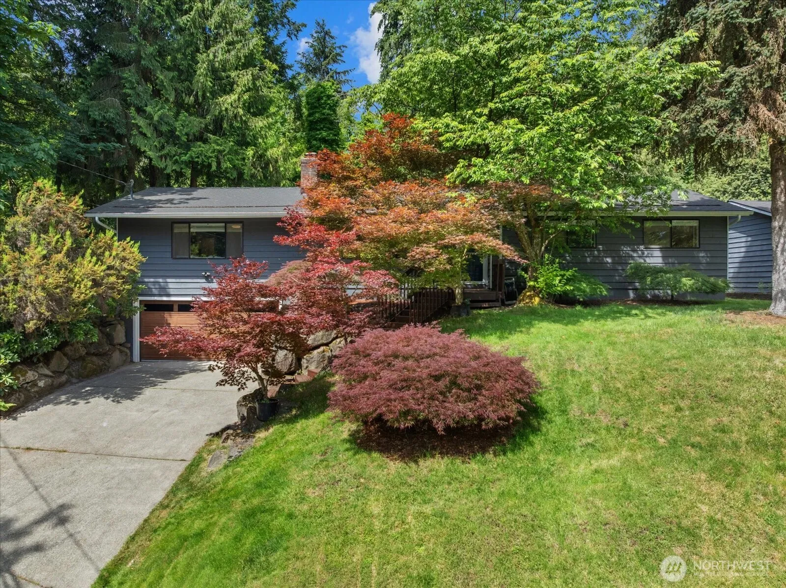 Property photo for 6632 Ne 196th Street, Kenmore