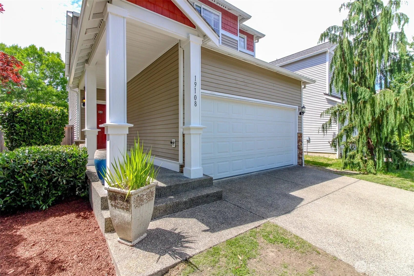 Property photo for 19108 18th Avenue Ct E, Spanaway photo 4