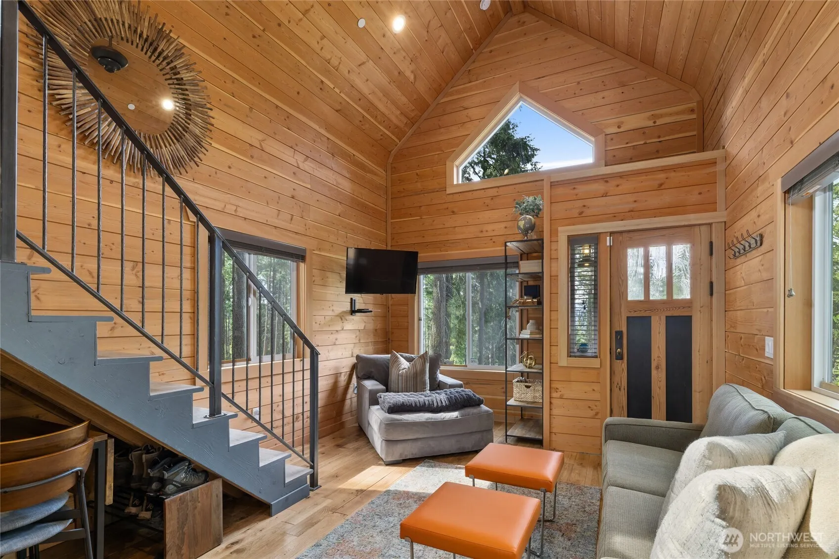 Property photo for 990 Fawn Road, Cle Elum photo 5