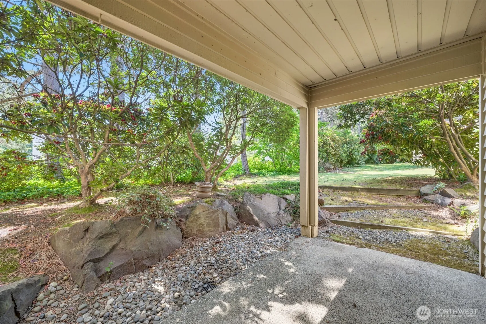 Property photo for 605 5th Street #b102, Kirkland photo 4