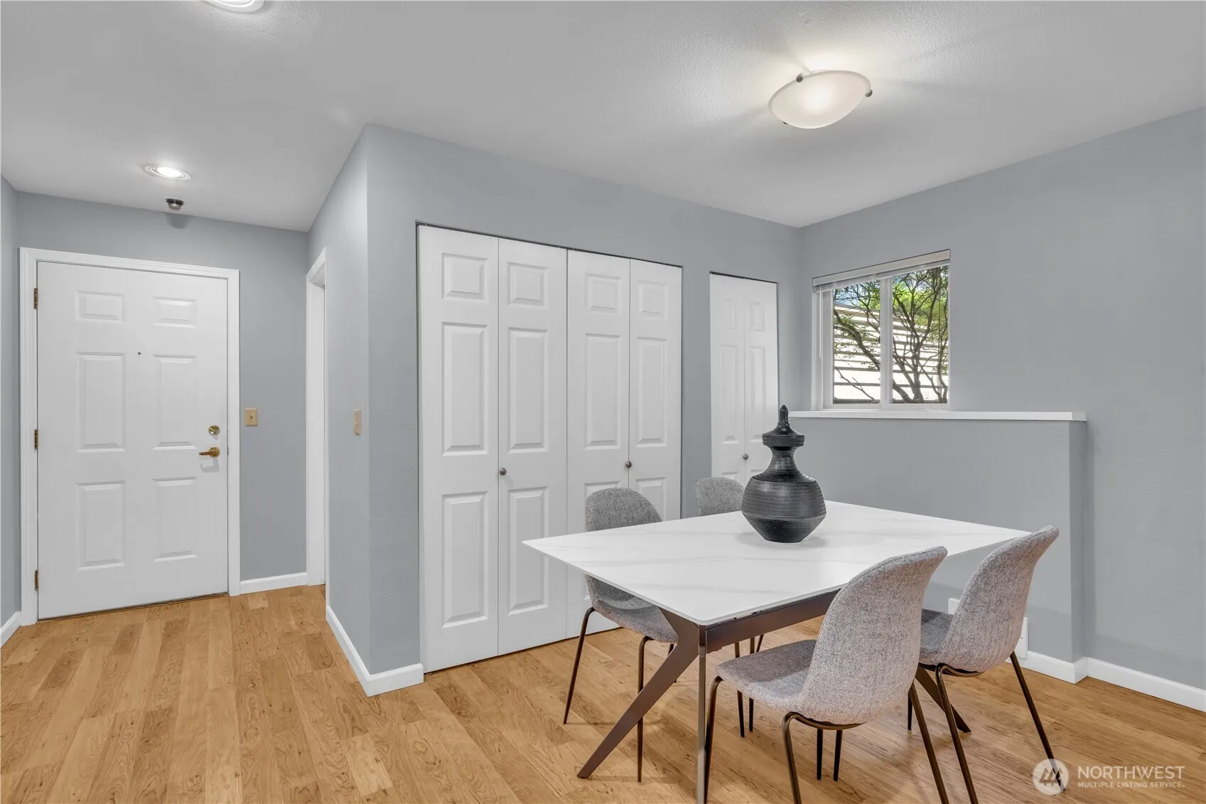 Property photo for 605 5th Street #b102, Kirkland