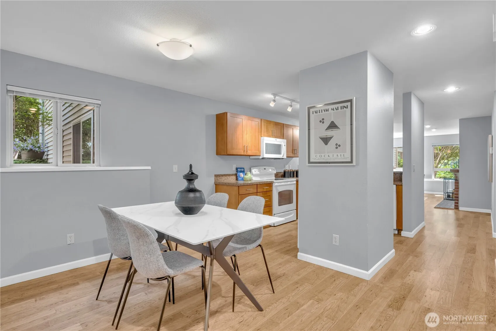 Property photo for 605 5th Street #b102, Kirkland photo 5