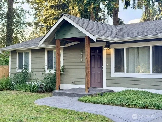Property photo for 20628 Ne 75th Place, Redmond photo 2