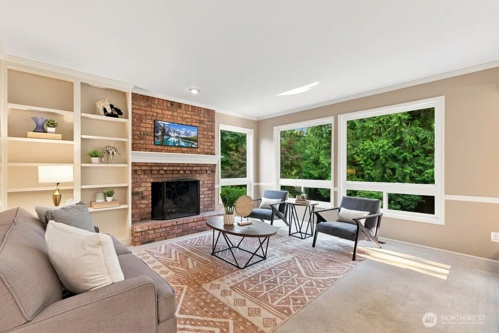 Property photo for 25827 Ne 9th Street, Sammamish photo 5