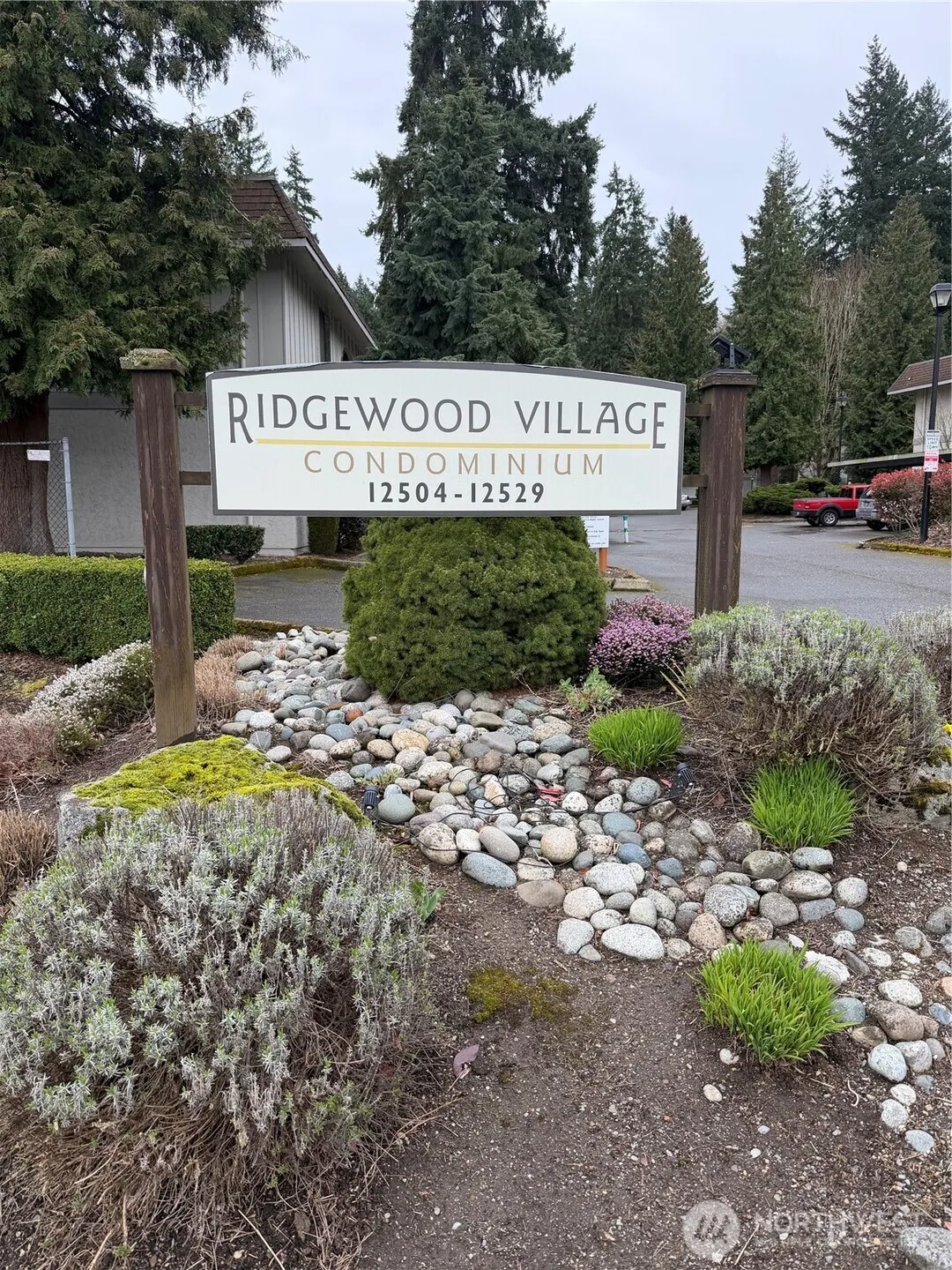 Property photo for 12510 Ne 117th Place #b3, Kirkland