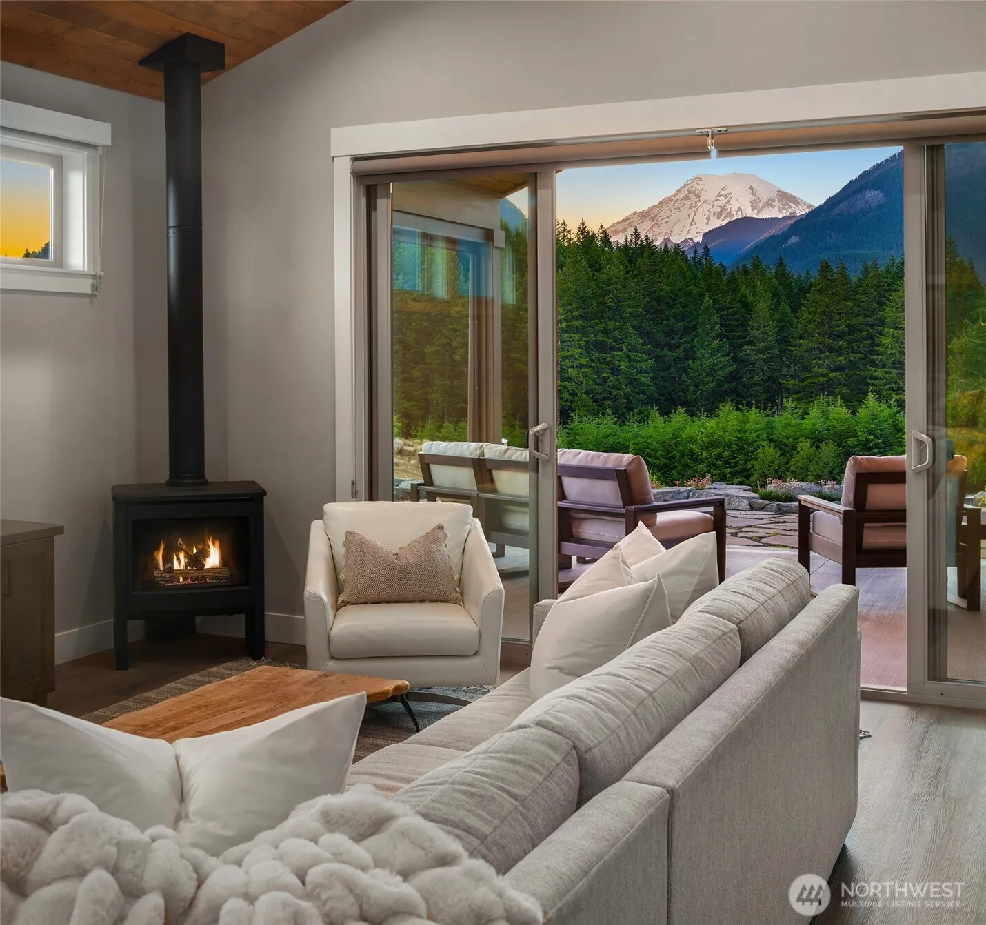Property photo for 150 Burl Lane, Packwood photo 4
