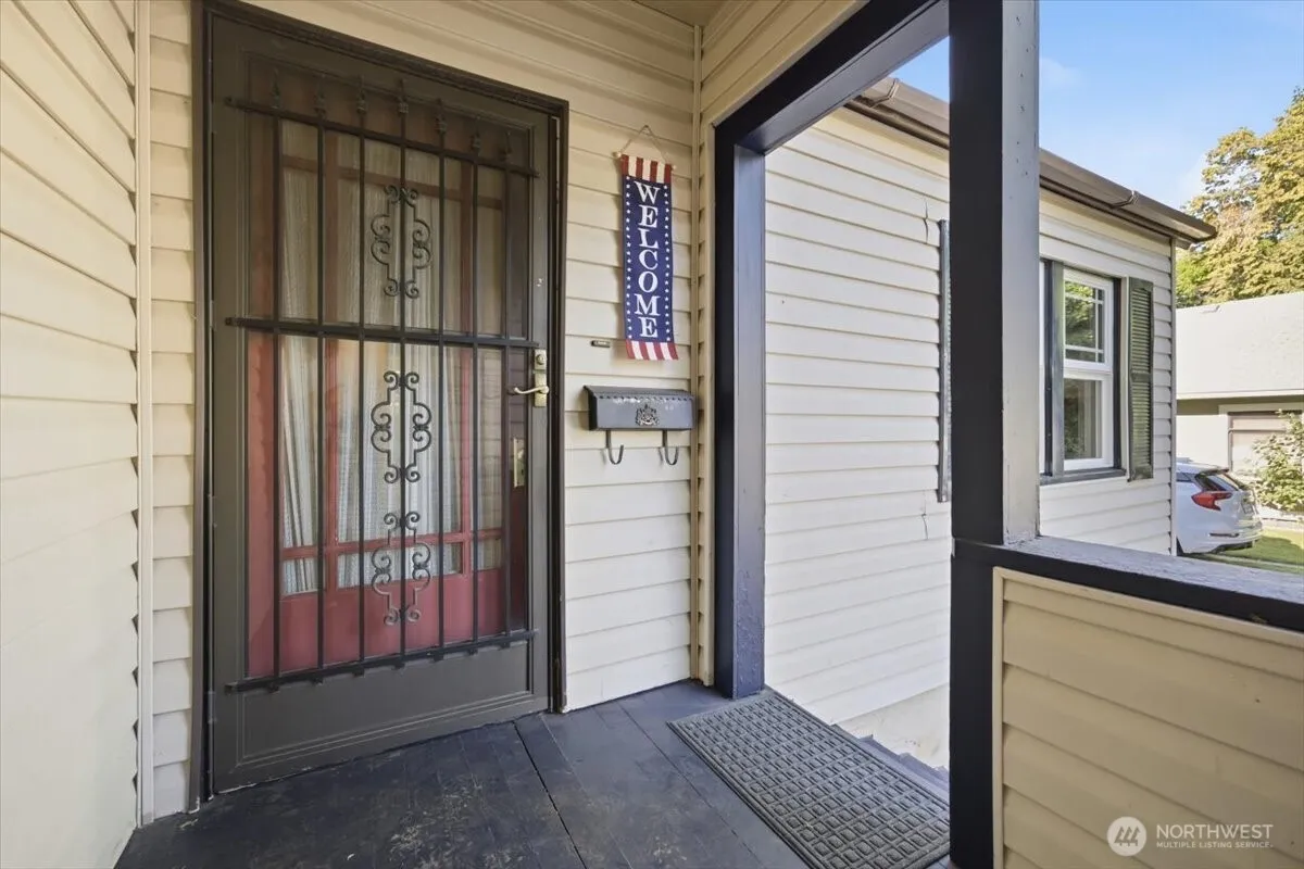 Property photo for 810 W Albany Ave, Kennewick photo 4