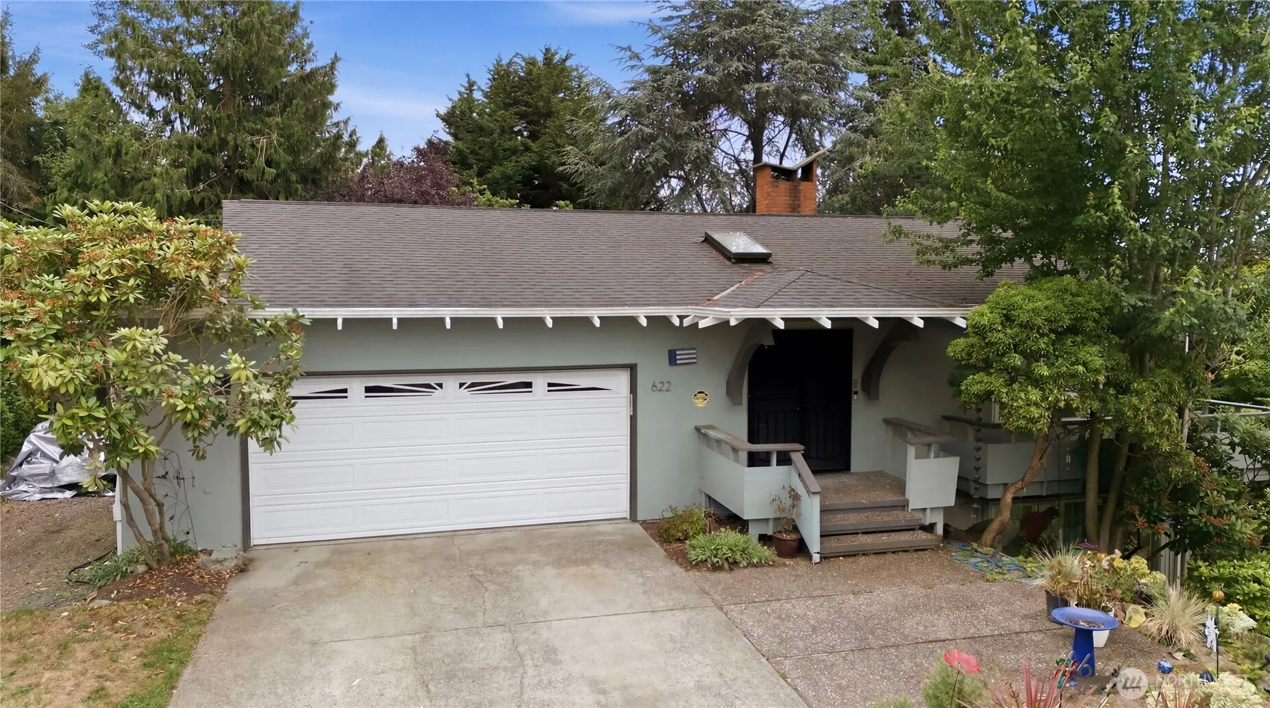 Property photo for 622 Olympic Avenue, Edmonds photo 3