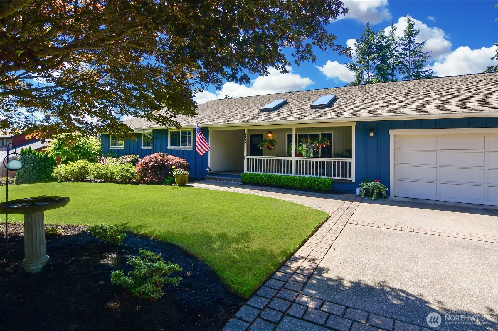 Property photo for 8435 Ne 147th Place, Kenmore photo 3