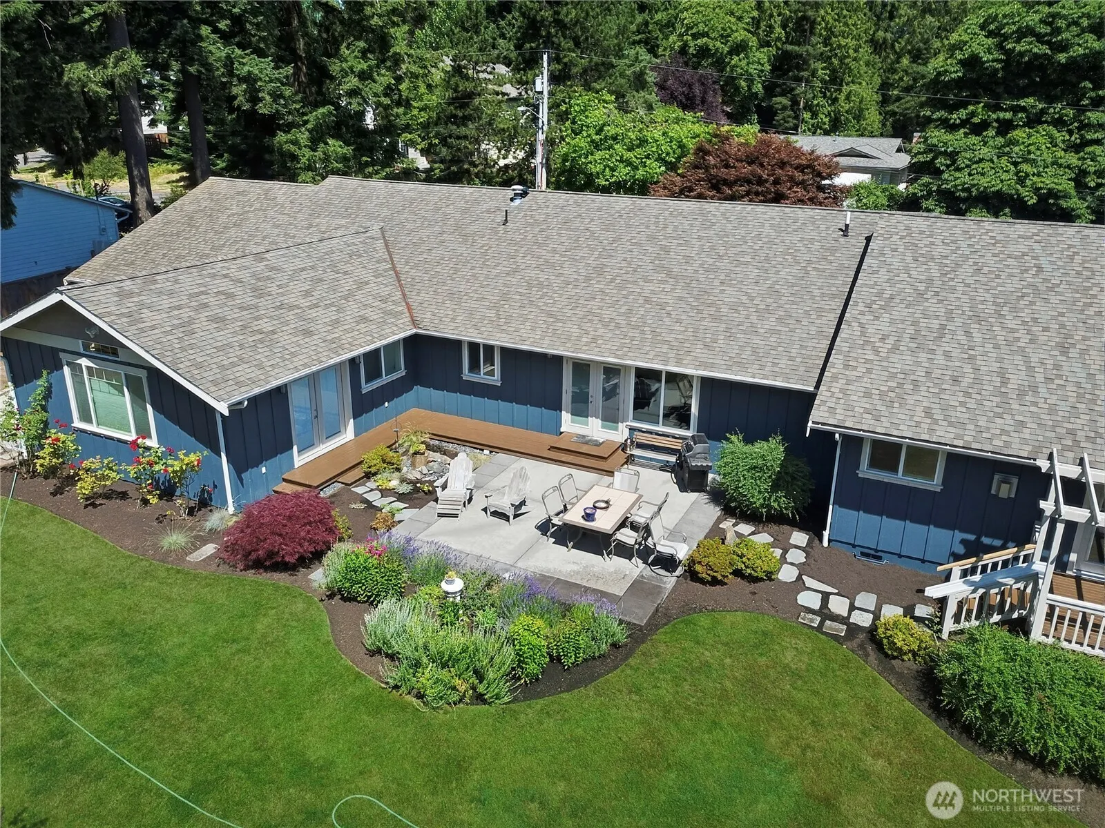 Property photo for 8435 Ne 147th Place, Kenmore photo 2