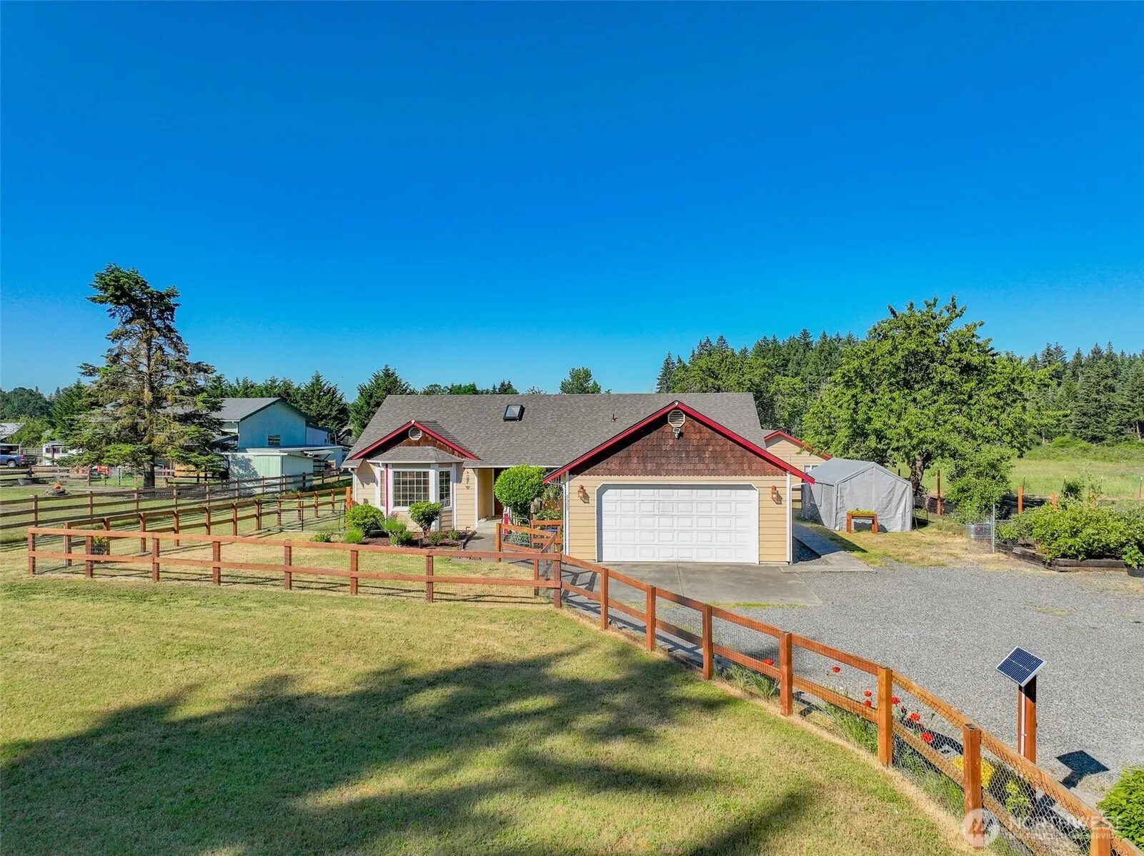 Property photo for 9505 Bridge Road Se, Yelm photo 4