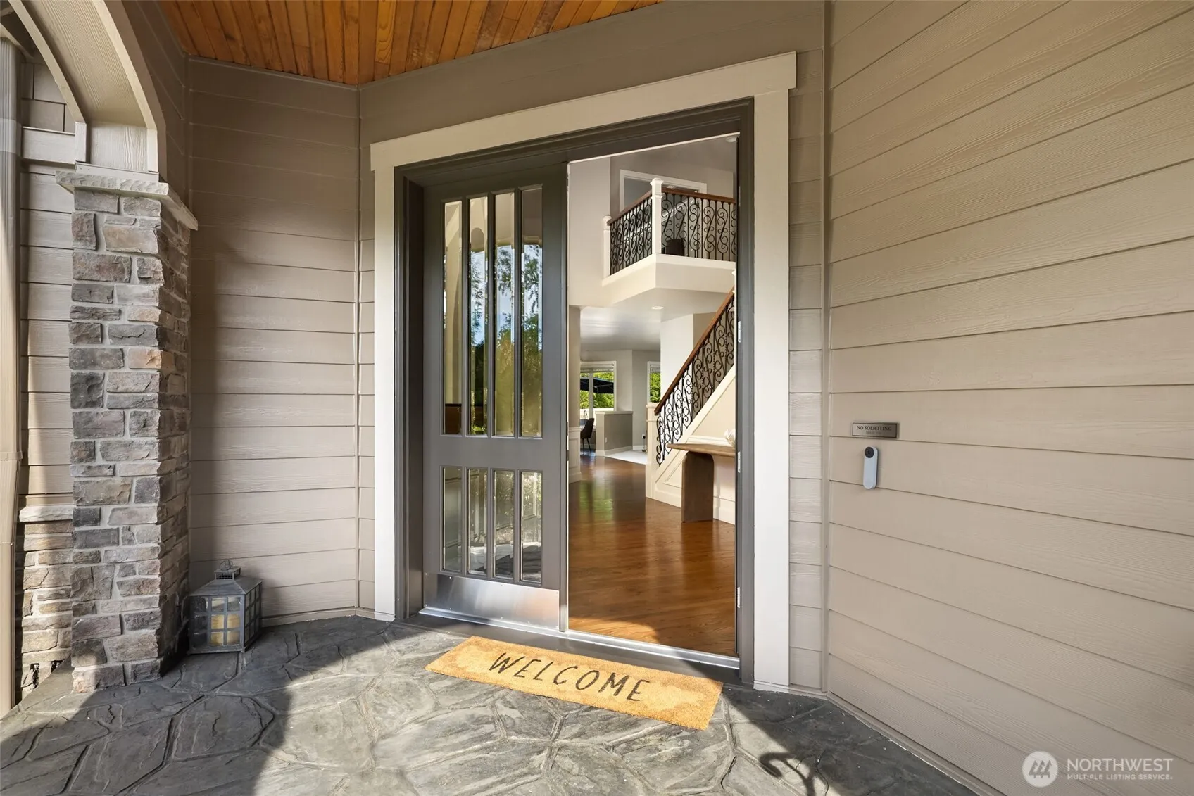 Property photo for 27520 Se 31st Place, Sammamish photo 2