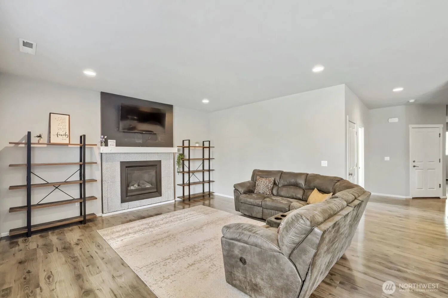Property photo for 17705 Maple Street, Granite Falls photo 4