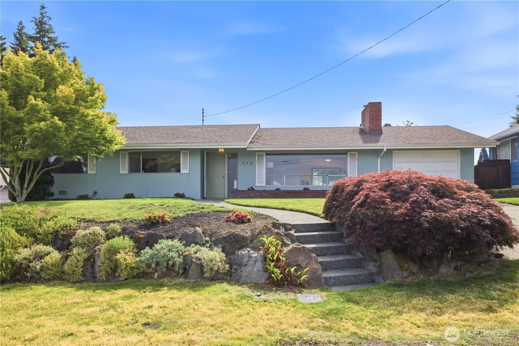 Property photo for 812 Alvord Avenue N, Kent