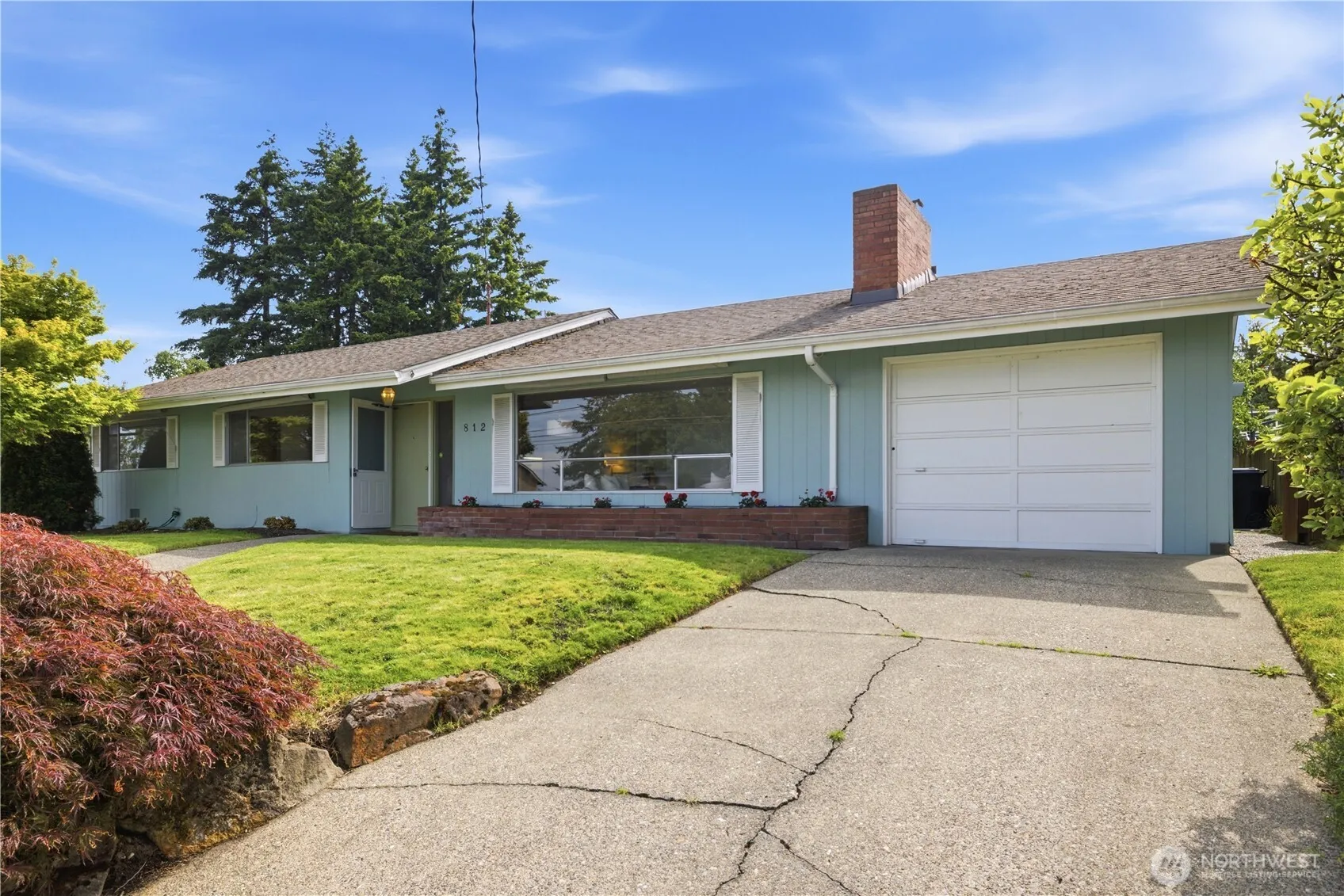 Property photo for 812 Alvord Avenue N, Kent photo 5