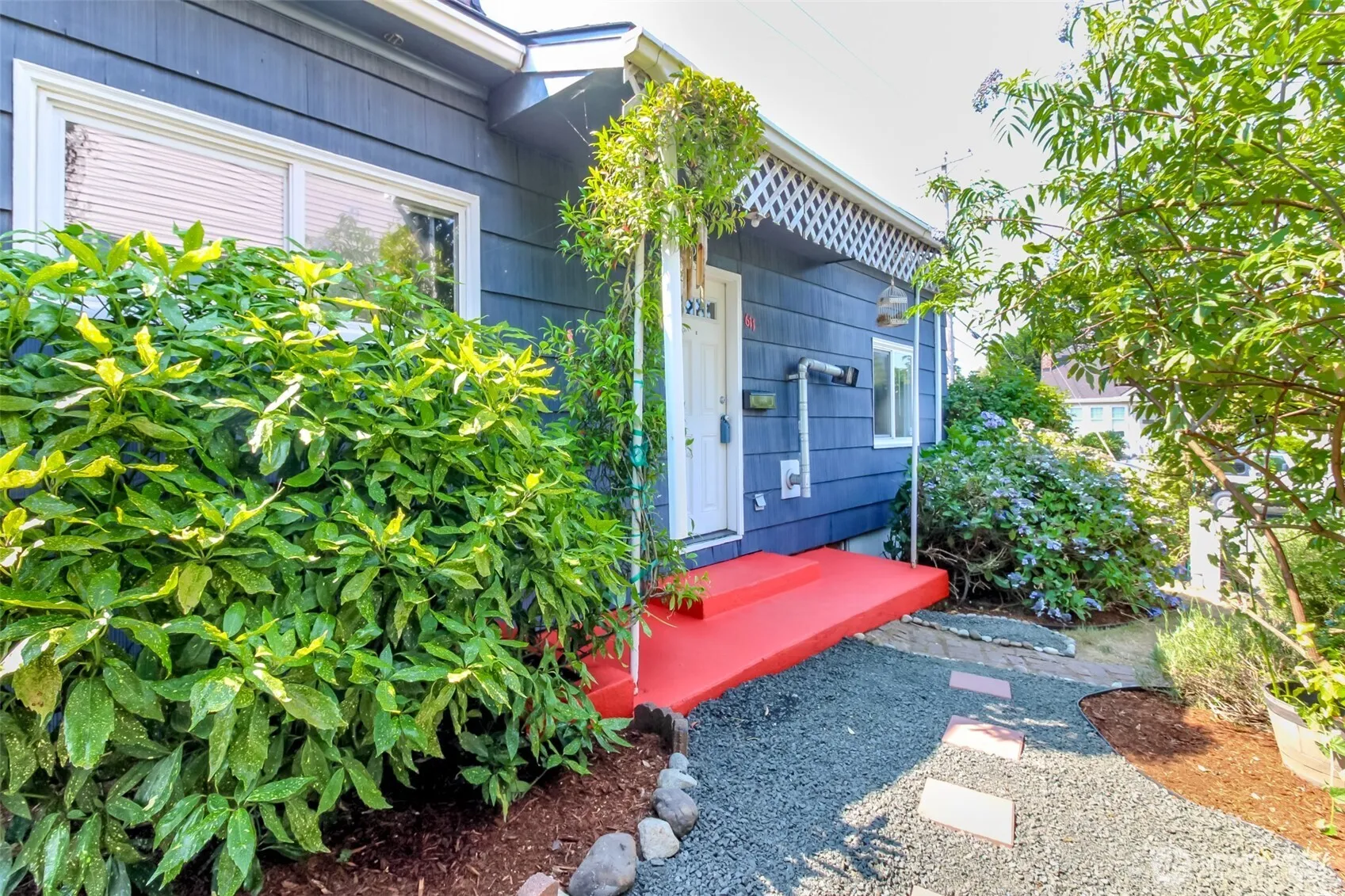 Property photo for 611 N Junett Street N, Tacoma photo 4